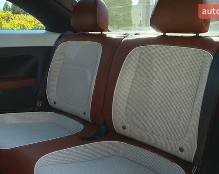 Білий Фольксваген Бітл, об'ємом двигуна 1.8 л та пробігом 88 тис. км за 13350 $, фото 10 на Automoto.ua