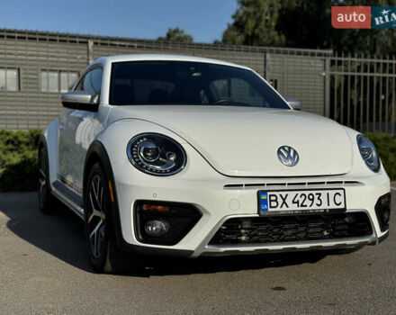 Белый Фольксваген Битл, объемом двигателя 1.8 л и пробегом 113 тыс. км за 16300 $, фото 11 на Automoto.ua