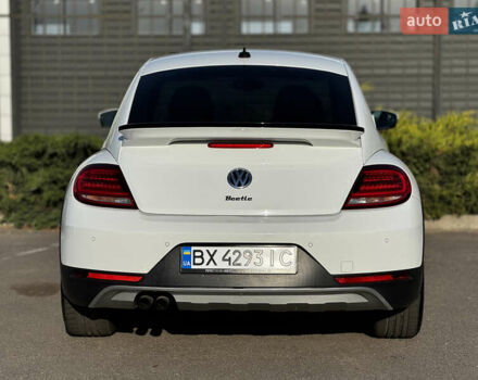 Белый Фольксваген Битл, объемом двигателя 1.8 л и пробегом 113 тыс. км за 16300 $, фото 18 на Automoto.ua