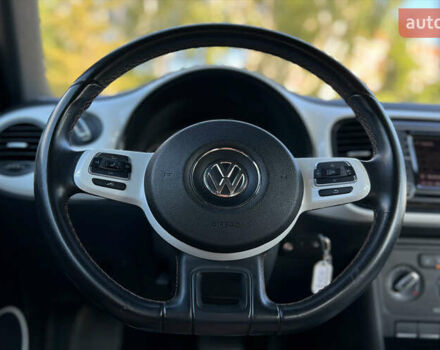 Білий Фольксваген Бітл, об'ємом двигуна 1.8 л та пробігом 88 тис. км за 13350 $, фото 17 на Automoto.ua