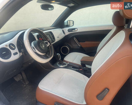 Білий Фольксваген Бітл, об'ємом двигуна 1.8 л та пробігом 99 тис. км за 11800 $, фото 8 на Automoto.ua