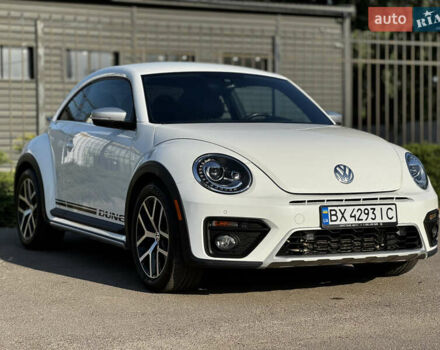 Белый Фольксваген Битл, объемом двигателя 1.8 л и пробегом 113 тыс. км за 16300 $, фото 8 на Automoto.ua