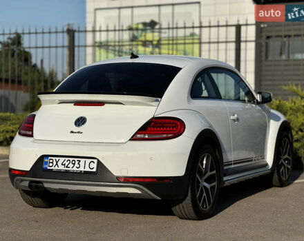 Белый Фольксваген Битл, объемом двигателя 1.8 л и пробегом 113 тыс. км за 16300 $, фото 23 на Automoto.ua