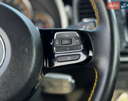 Белый Фольксваген Битл, объемом двигателя 1.8 л и пробегом 113 тыс. км за 16300 $, фото 43 на Automoto.ua