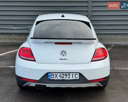 Белый Фольксваген Битл, объемом двигателя 1.8 л и пробегом 113 тыс. км за 11800 $, фото 20 на Automoto.ua