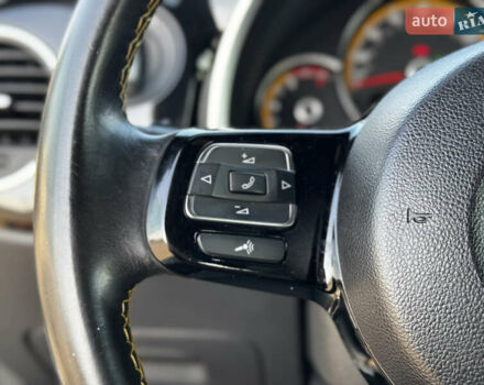 Белый Фольксваген Битл, объемом двигателя 1.8 л и пробегом 113 тыс. км за 16300 $, фото 44 на Automoto.ua