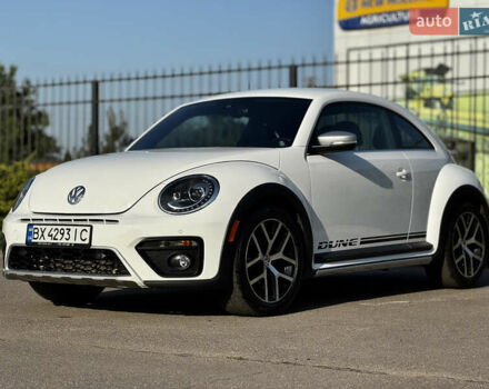 Белый Фольксваген Битл, объемом двигателя 1.8 л и пробегом 113 тыс. км за 16300 $, фото 2 на Automoto.ua