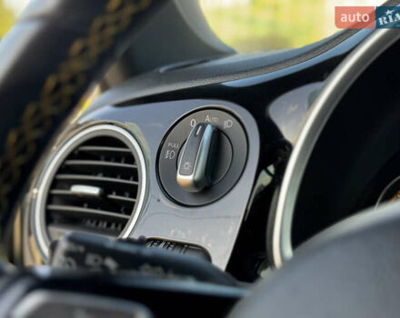 Белый Фольксваген Битл, объемом двигателя 1.8 л и пробегом 113 тыс. км за 16300 $, фото 45 на Automoto.ua