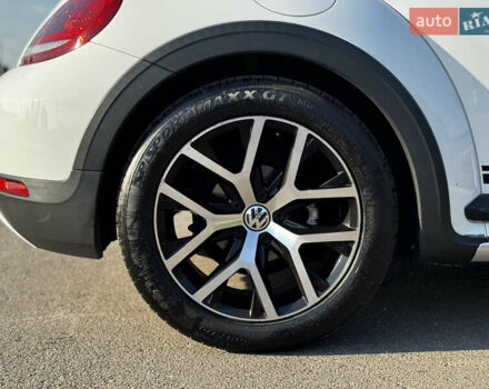 Белый Фольксваген Битл, объемом двигателя 1.8 л и пробегом 113 тыс. км за 16300 $, фото 27 на Automoto.ua