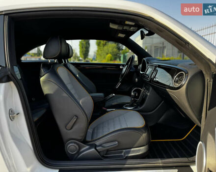 Белый Фольксваген Битл, объемом двигателя 1.8 л и пробегом 113 тыс. км за 16300 $, фото 34 на Automoto.ua