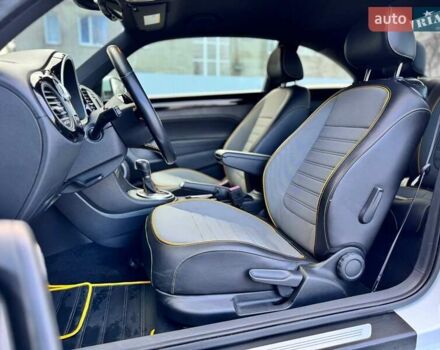 Белый Фольксваген Битл, объемом двигателя 1.8 л и пробегом 113 тыс. км за 11800 $, фото 33 на Automoto.ua