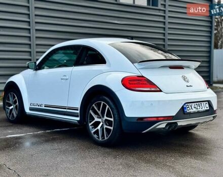 Белый Фольксваген Битл, объемом двигателя 1.8 л и пробегом 113 тыс. км за 11800 $, фото 24 на Automoto.ua