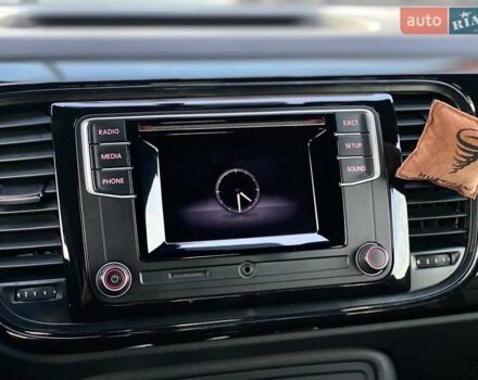 Белый Фольксваген Битл, объемом двигателя 1.8 л и пробегом 121 тыс. км за 11990 $, фото 27 на Automoto.ua