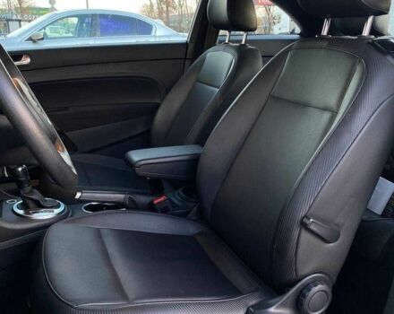 Белый Фольксваген Битл, объемом двигателя 1.8 л и пробегом 121 тыс. км за 11990 $, фото 19 на Automoto.ua