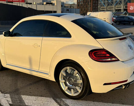 Білий Фольксваген Бітл, об'ємом двигуна 1.98 л та пробігом 107 тис. км за 16000 $, фото 10 на Automoto.ua