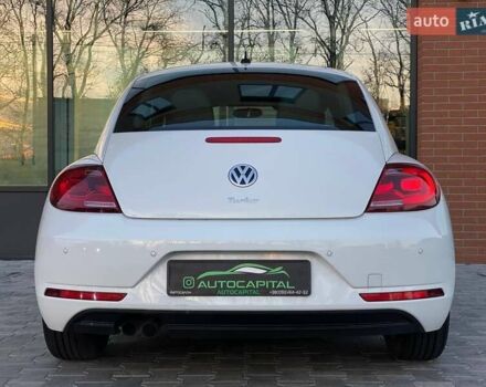Белый Фольксваген Битл, объемом двигателя 1.8 л и пробегом 121 тыс. км за 11990 $, фото 10 на Automoto.ua
