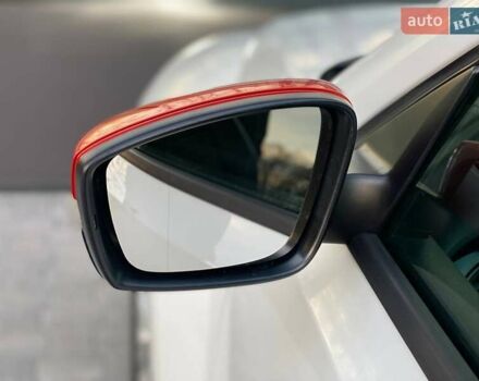 Белый Фольксваген Битл, объемом двигателя 1.8 л и пробегом 121 тыс. км за 11990 $, фото 16 на Automoto.ua