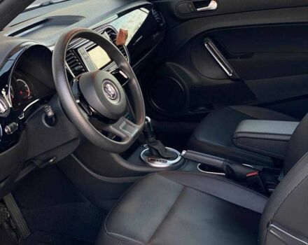 Белый Фольксваген Битл, объемом двигателя 1.8 л и пробегом 121 тыс. км за 11990 $, фото 10 на Automoto.ua