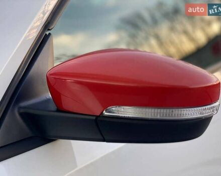 Белый Фольксваген Битл, объемом двигателя 1.8 л и пробегом 121 тыс. км за 11990 $, фото 17 на Automoto.ua