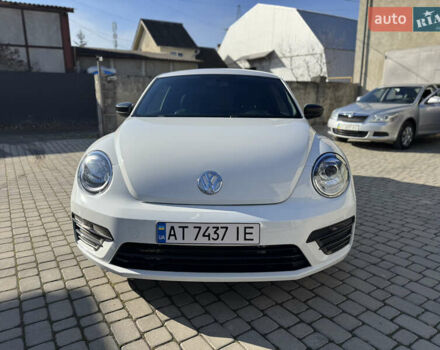 Белый Фольксваген Битл, объемом двигателя 1.98 л и пробегом 100 тыс. км за 12900 $, фото 7 на Automoto.ua