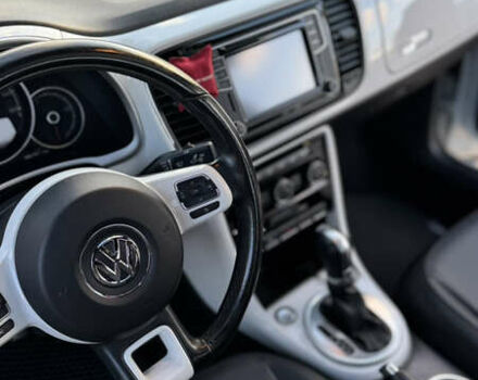 Білий Фольксваген Бітл, об'ємом двигуна 1.98 л та пробігом 107 тис. км за 16000 $, фото 1 на Automoto.ua