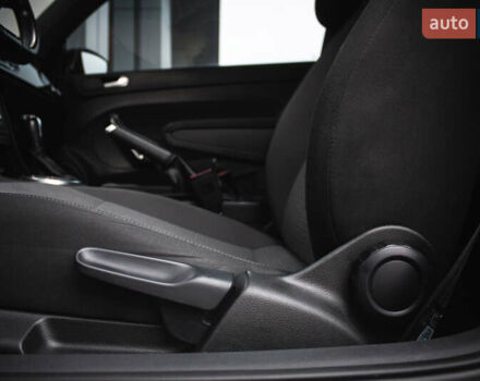 Білий Фольксваген Бітл, об'ємом двигуна 1.98 л та пробігом 126 тис. км за 12900 $, фото 27 на Automoto.ua