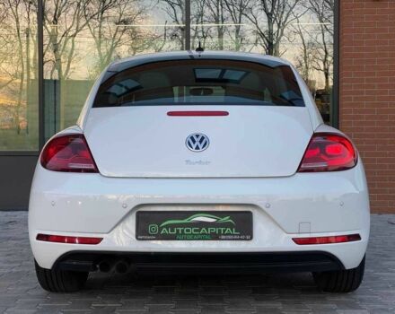 Белый Фольксваген Битл, объемом двигателя 1.8 л и пробегом 121 тыс. км за 11990 $, фото 5 на Automoto.ua