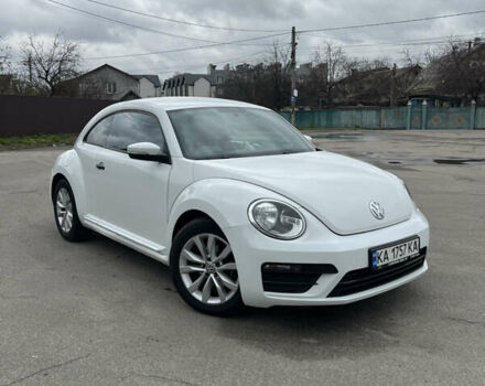 Белый Фольксваген Битл, объемом двигателя 1.8 л и пробегом 107 тыс. км за 12499 $, фото 2 на Automoto.ua