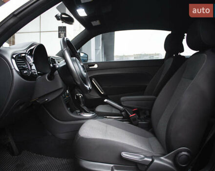 Білий Фольксваген Бітл, об'ємом двигуна 1.98 л та пробігом 126 тис. км за 12900 $, фото 10 на Automoto.ua