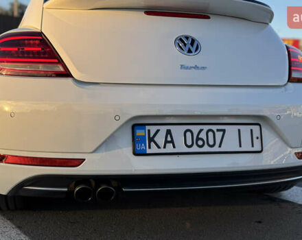 Білий Фольксваген Бітл, об'ємом двигуна 1.98 л та пробігом 107 тис. км за 16000 $, фото 23 на Automoto.ua