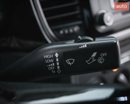 Білий Фольксваген Бітл, об'ємом двигуна 1.98 л та пробігом 126 тис. км за 12900 $, фото 23 на Automoto.ua