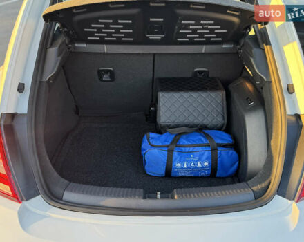 Білий Фольксваген Бітл, об'ємом двигуна 1.98 л та пробігом 107 тис. км за 16000 $, фото 20 на Automoto.ua