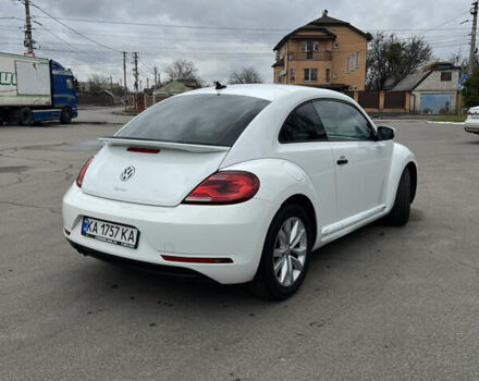 Белый Фольксваген Битл, объемом двигателя 1.8 л и пробегом 107 тыс. км за 12499 $, фото 4 на Automoto.ua