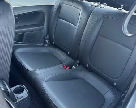 Белый Фольксваген Битл, объемом двигателя 1.98 л и пробегом 102 тыс. км за 15000 $, фото 9 на Automoto.ua