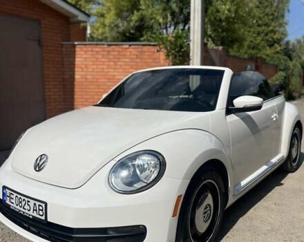 Белый Фольксваген Битл, объемом двигателя 2.5 л и пробегом 181 тыс. км за 10500 $, фото 4 на Automoto.ua