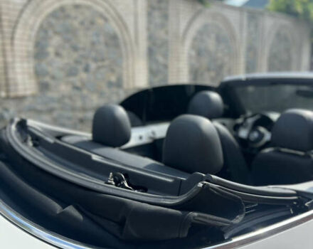 Белый Фольксваген Битл, объемом двигателя 2.5 л и пробегом 181 тыс. км за 10500 $, фото 1 на Automoto.ua