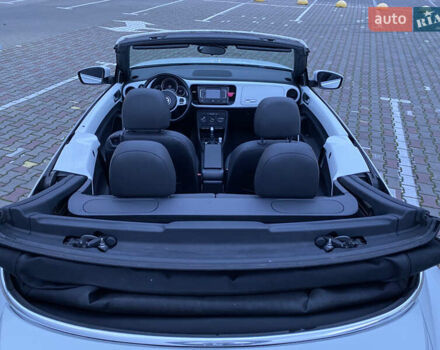 Білий Фольксваген Бітл, об'ємом двигуна 1.8 л та пробігом 107 тис. км за 10750 $, фото 24 на Automoto.ua