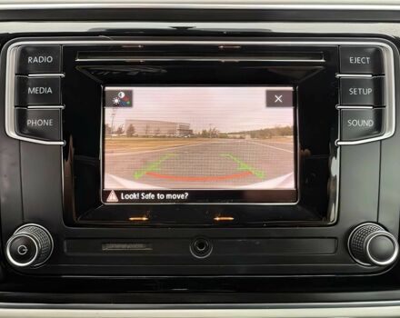 Білий Фольксваген Бітл, об'ємом двигуна 2 л та пробігом 46 тис. км за 8075 $, фото 10 на Automoto.ua