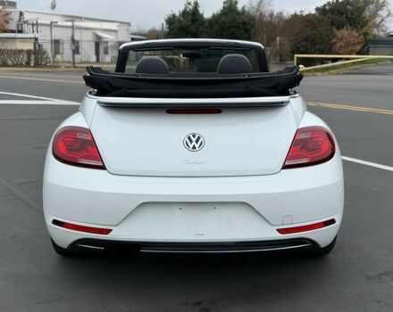 Білий Фольксваген Бітл, об'ємом двигуна 2 л та пробігом 46 тис. км за 8075 $, фото 5 на Automoto.ua