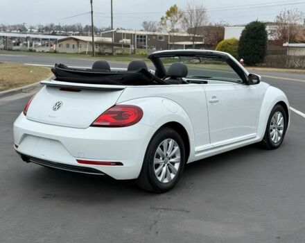 Білий Фольксваген Бітл, об'ємом двигуна 2 л та пробігом 46 тис. км за 8075 $, фото 4 на Automoto.ua