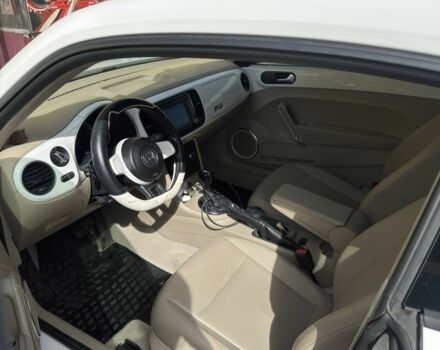 Белый Фольксваген Битл, объемом двигателя 2.5 л и пробегом 204 тыс. км за 9700 $, фото 8 на Automoto.ua