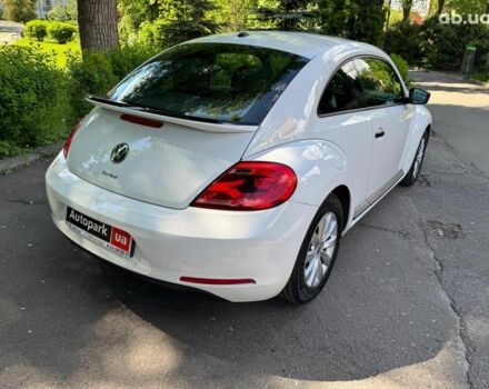 Белый Фольксваген Битл, объемом двигателя 1.8 л и пробегом 59 тыс. км за 13490 $, фото 5 на Automoto.ua