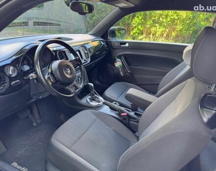 Белый Фольксваген Битл, объемом двигателя 1.8 л и пробегом 59 тыс. км за 13490 $, фото 11 на Automoto.ua