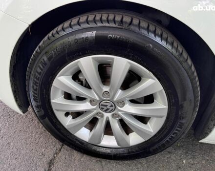 Белый Фольксваген Битл, объемом двигателя 1.8 л и пробегом 59 тыс. км за 13490 $, фото 9 на Automoto.ua