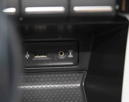 Білий Фольксваген Бітл, об'ємом двигуна 1.8 л та пробігом 84 тис. км за 3200 $, фото 10 на Automoto.ua