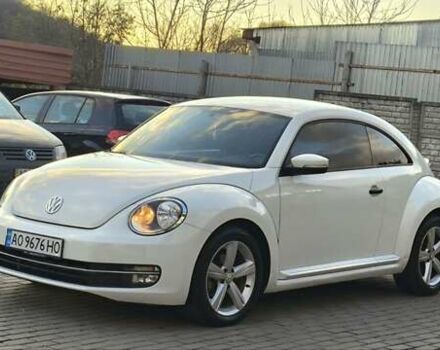 Белый Фольксваген Битл, объемом двигателя 2 л и пробегом 126 тыс. км за 11900 $, фото 1 на Automoto.ua