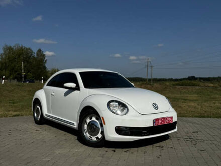 Фольксваген Битл 2015 в Костополе на Automoto.ua Белый Фольксваген Битл, объемом двигателя 1.8 л и пробегом 132 тыс. км за 10900 $, фото 1 на Automoto.ua