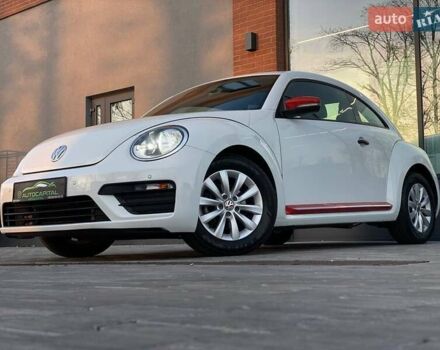 Белый Фольксваген Битл, объемом двигателя 1.8 л и пробегом 121 тыс. км за 11990 $, фото 1 на Automoto.ua