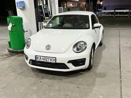 Фольксваген Бітл 2017 у Києві на Automoto.ua Білий Фольксваген Бітл, об'ємом двигуна 1.8 л та пробігом 37 тис. км за 15500 $, фото 1 на Automoto.ua
