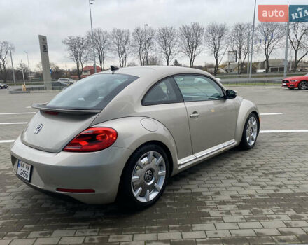 Бежевый Фольксваген Битл, объемом двигателя 2.48 л и пробегом 119 тыс. км за 11000 $, фото 3 на Automoto.ua